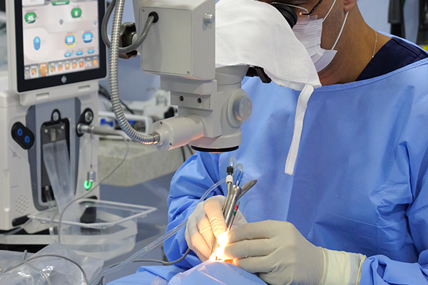cirurgia de córnea